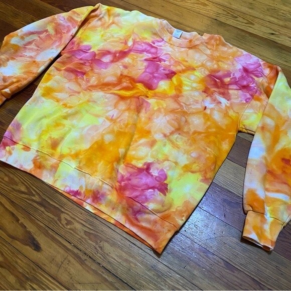 NEW ORANGE PINK YELLOW SUNSET Unisex Tie Dye Crewneck - Picture 2 of 5